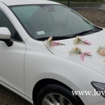 dekoracja samochodu do ślubu